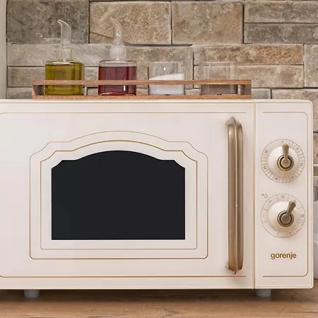 Nono And Nona In Diocletians Palace *