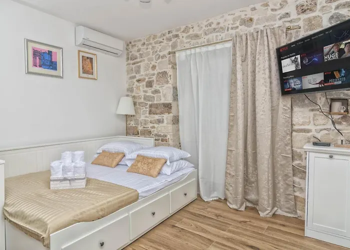 Nono And Nona In Diocletians Palace 아파트 *