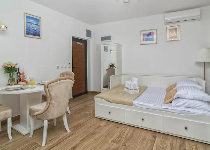 Nono And Nona In Diocletians Palace 아파트 *